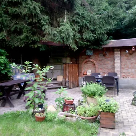 Szarvasko Nyaralo/ Deer Rock * Ostřihom