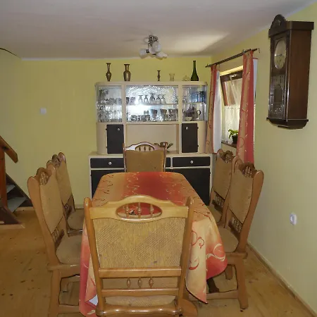 Szarvaskő Nyaraló/ Deer Rock Semesterbostad *